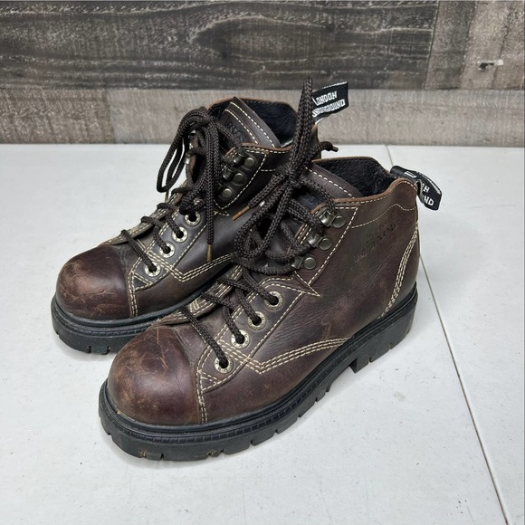 SOLD VTG London Underground Platform Boots 8 - Picture 1 of 4